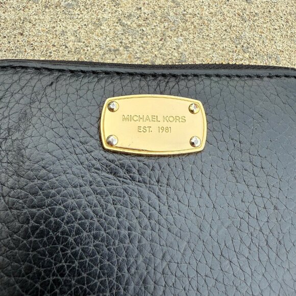 Michael Kors Small Pebbled Leather Wallet Black Gold - Picture 2 of 5